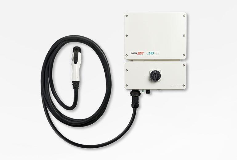 SolarEdge 2 in 1 Inverter Chargerimage